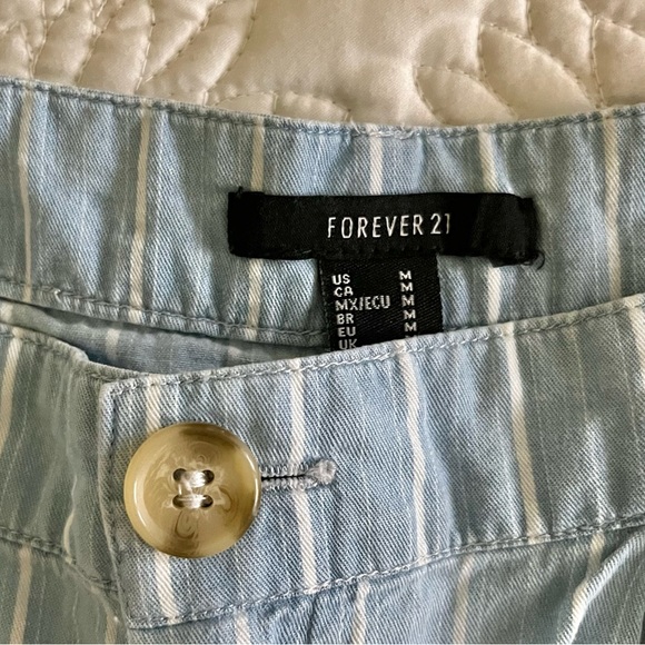 Chambray Forever 21 Summer Short - Picture 3 of 3
